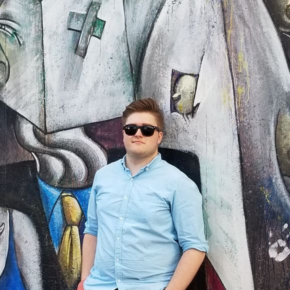 Meet your Posher, Gavin - Picture 1 of 1